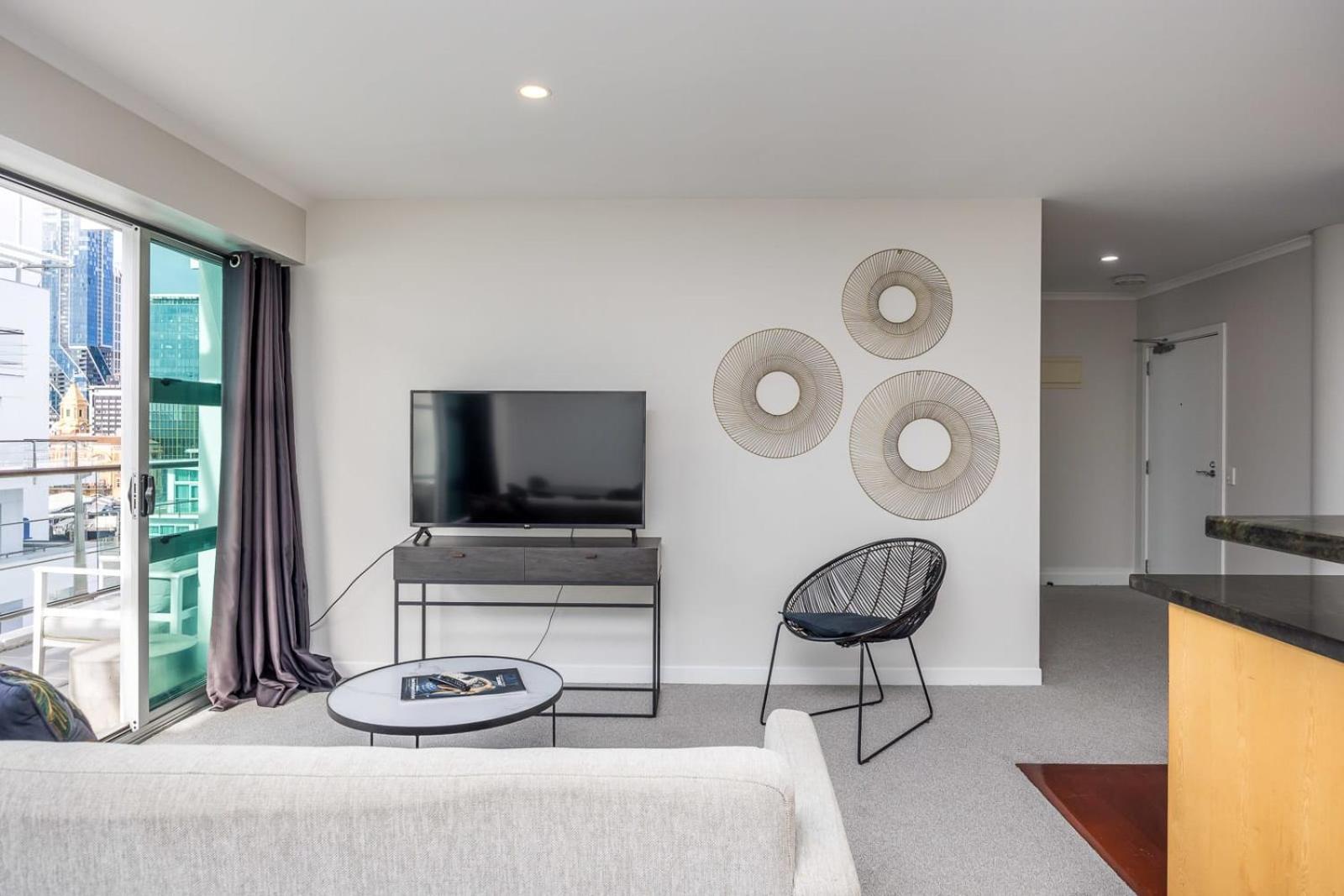 Beautiful Renovated 2 X Bdrm,Perfect Location Apartman Auckland Kültér fotó